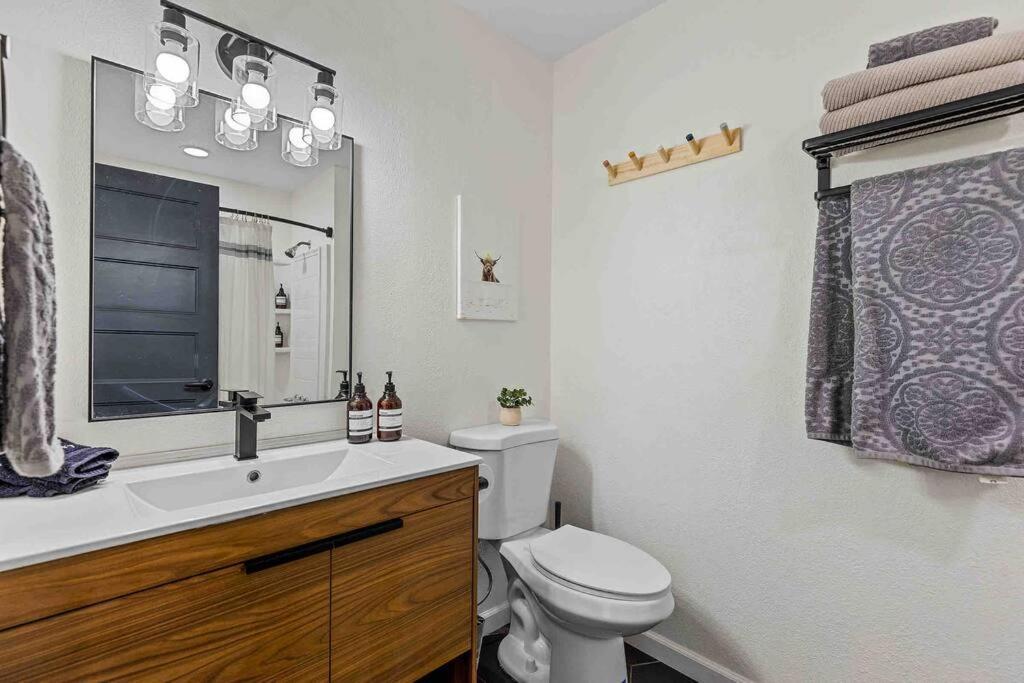 Walk To Gc Train Depot And Route 66, King Beds, Game Room, Bbq, Firepit Williams Esterno foto