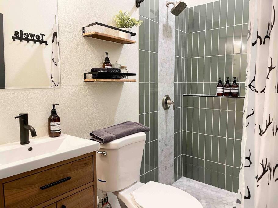 Walk To Gc Train Depot And Route 66, King Beds, Game Room, Bbq, Firepit Williams Esterno foto